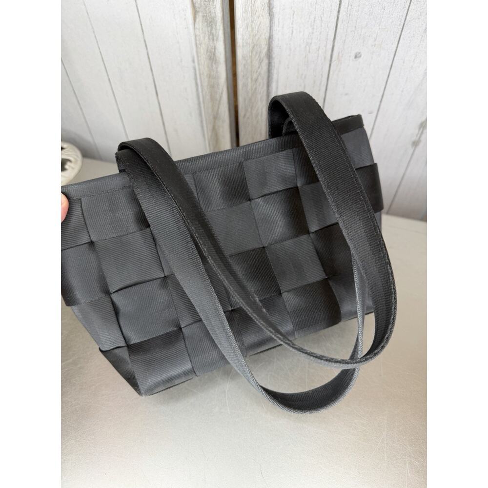 Harvey’s Original Seatbelt Bag Black Woven Hobo Tote Shoulder Strap